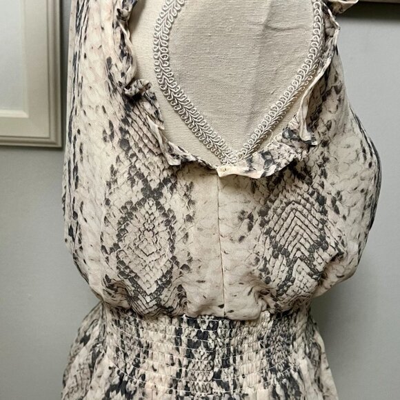 Japna Snake Print High Neck Sleeveless Elastic Waist Ruffle Top Size Small - Picture 4 of 6